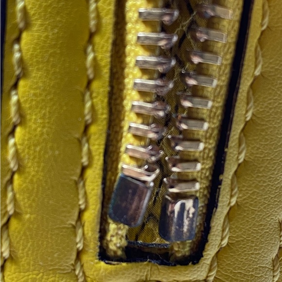 Gorgeous Genuine Stella McCartney Leather Designer Bag - Picture 10 of 14